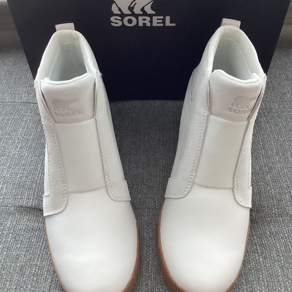 SOREL Out N About Wedge Bootie (Women) 8M - Picture 2 of 12